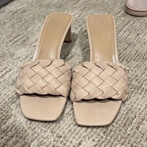 H&M Women's Tan Woven Mules